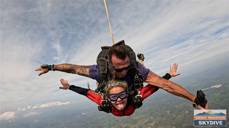 Tandem Skydiving
